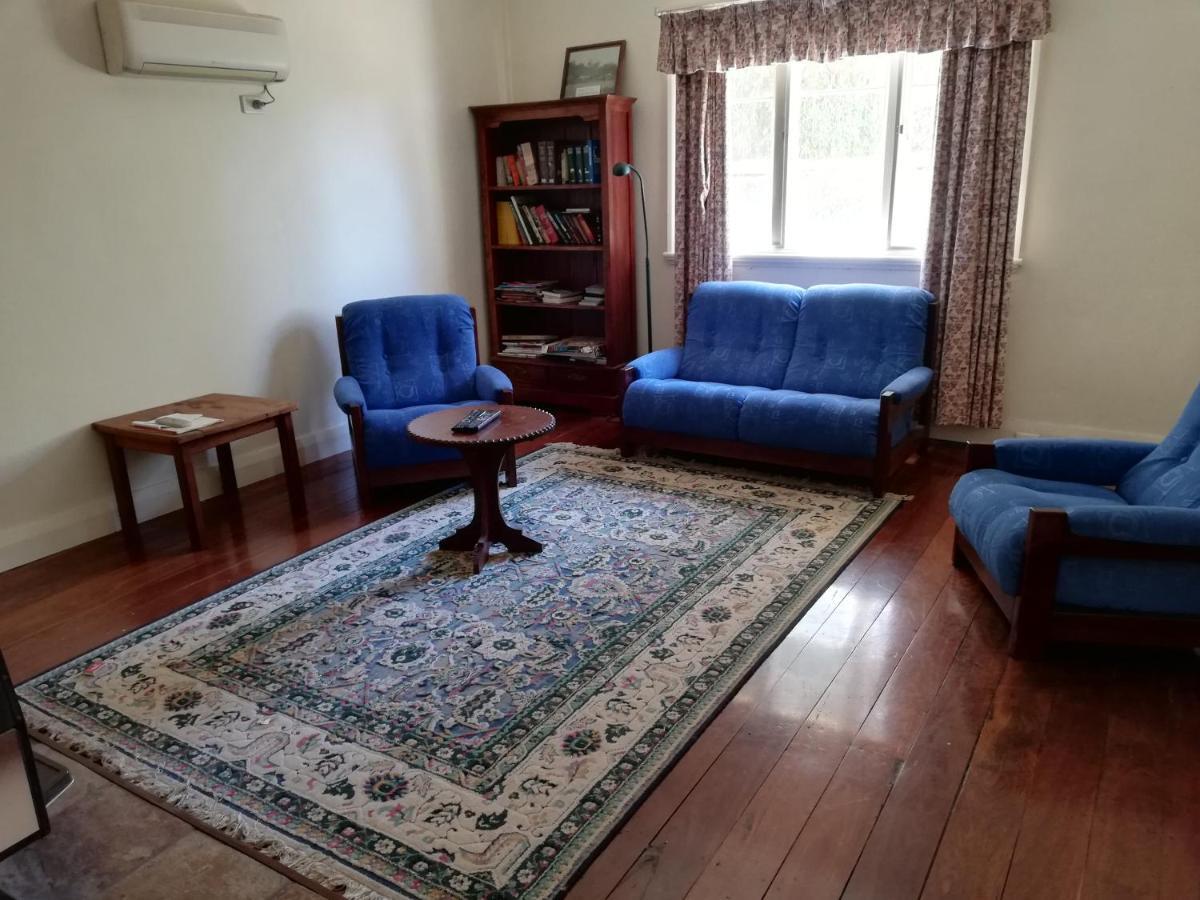 Woodlands Of Balingup Bush Cottages Bagian luar foto
